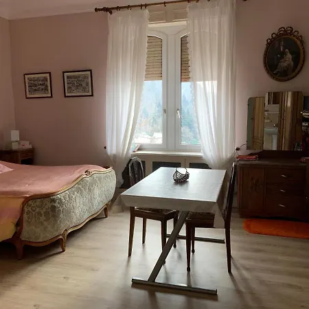 Gentiane 2 A 3 Personnes Wifi Sdb Partagee * Сент-Амарен