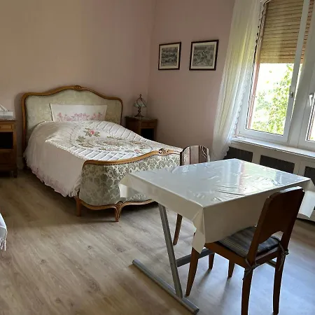 Gentiane 2 A 3 Personnes Wifi Sdb Partagee *